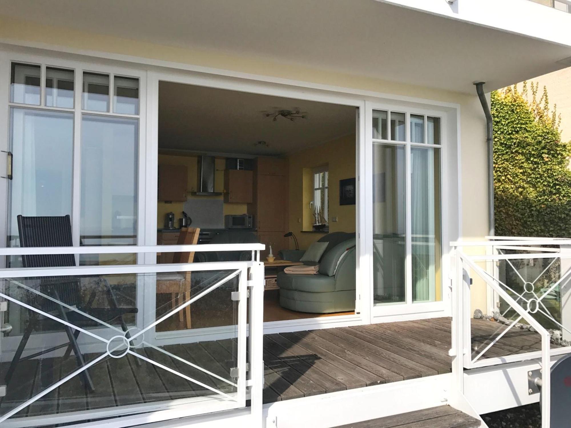 Meerblickvilla Prinz Heinrich - Ferienwohnung 4 ซาสนิทซ์ ภายนอก รูปภาพ