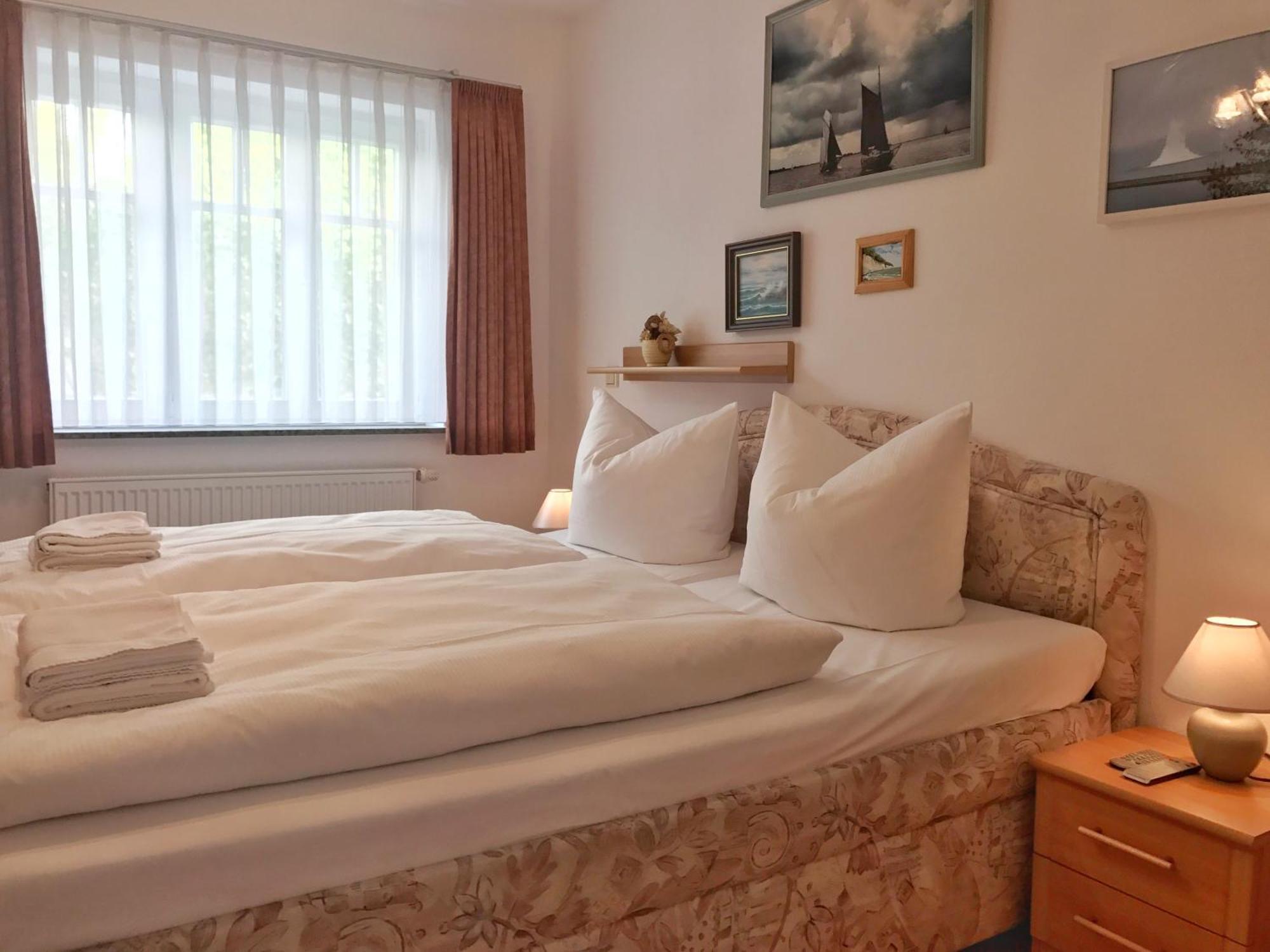 Meerblickvilla Prinz Heinrich - Ferienwohnung 4 ซาสนิทซ์ ภายนอก รูปภาพ